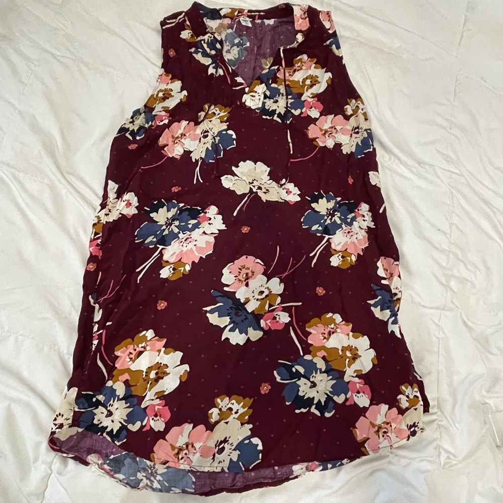 Floral sleeveless dress